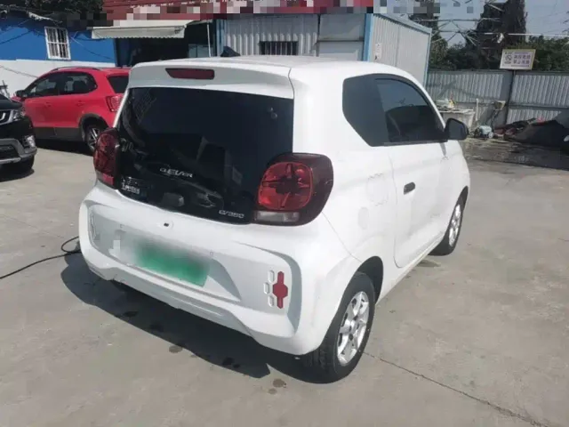 Roewe Clever — Фото автомобиля 6