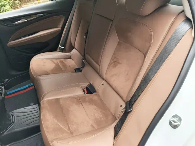 Buick Regal — Фото автомобиля 18