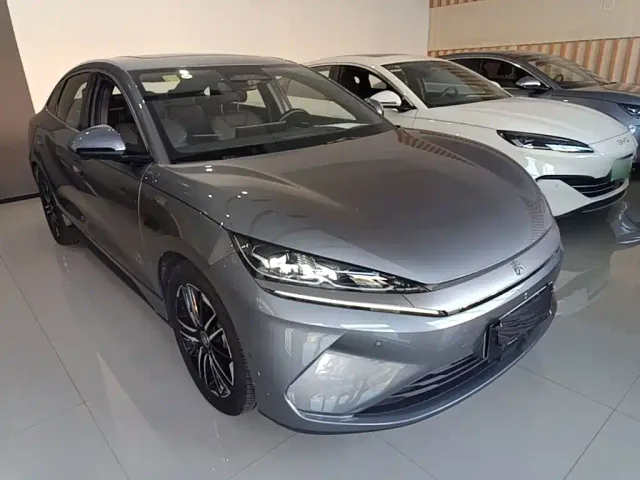 BYD Qin L — Фото автомобиля 3