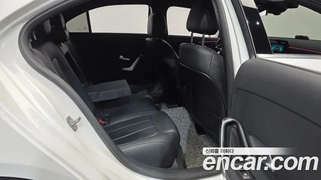 Mercedes-Benz A-Class W177 — Фото автомобиля 18