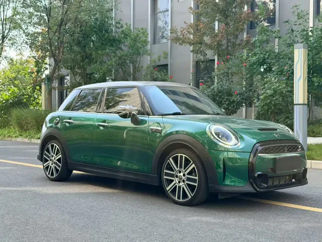 MINI Hatch — Фото автомобиля 3