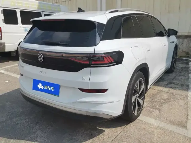 Volkswagen ID.6 X 2023 Upgraded Pure Long Range Edition — Фото автомобиля 3