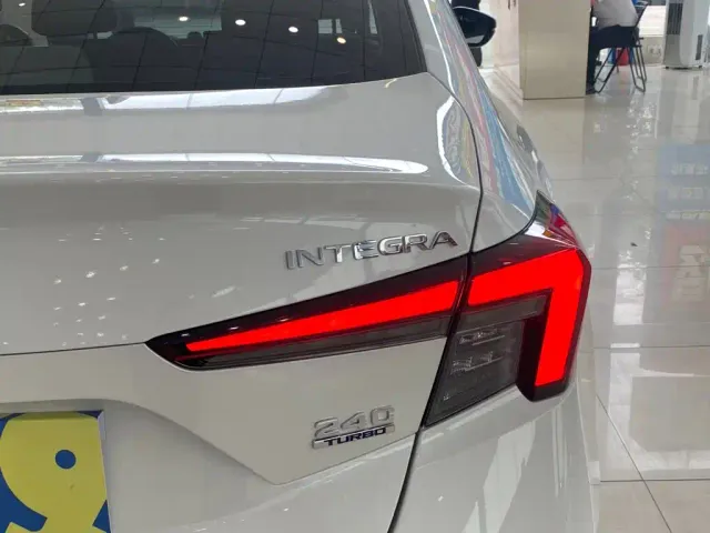Honda Integra — Фото автомобиля 15