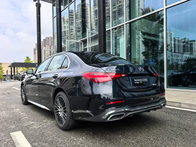 Mercedes-Benz C-Class — Фото автомобиля 20