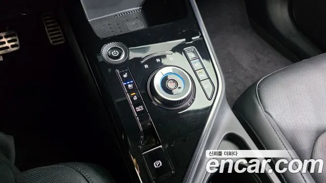Kia Niro New — Фото автомобиля 12