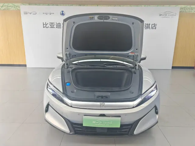 BYD Han L — Фото автомобиля 3