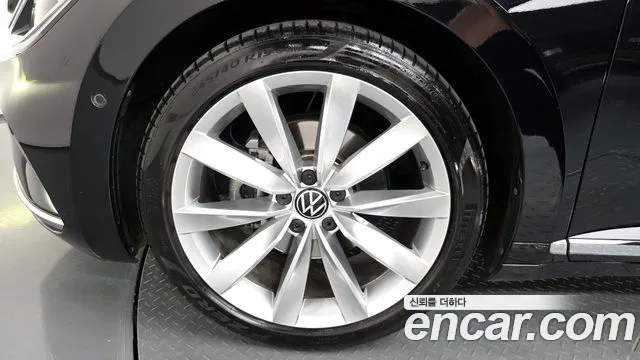 Volkswagen Arteon Arteon 2.0 TDI Prestige — Фото автомобиля 4