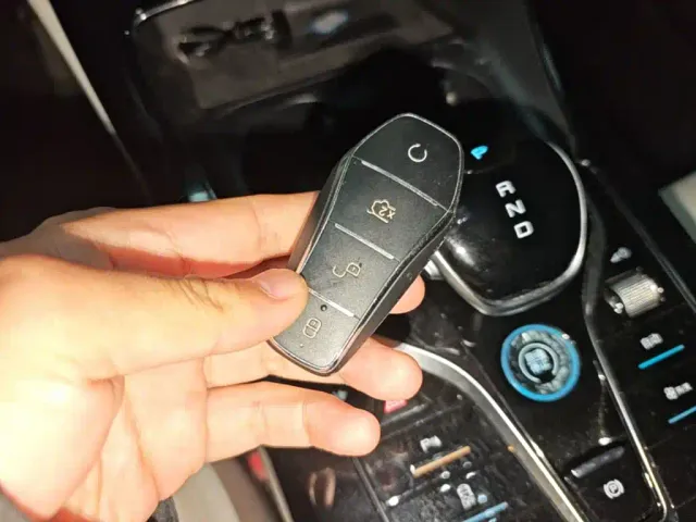 BYD Qin PLUS — Фото автомобиля 8