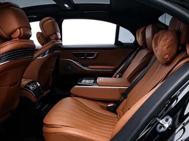 Mercedes-Benz S-Class — Фото автомобиля 16