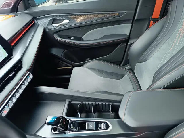 Geely Binrui — Фото автомобиля 6