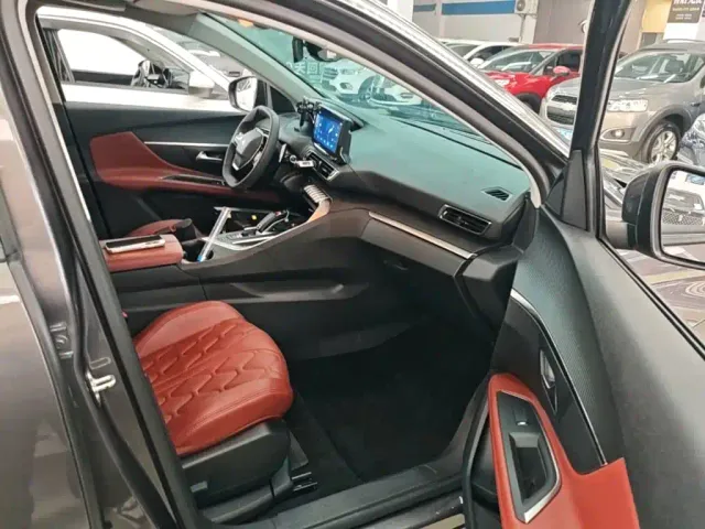 Peugeot 4008 — Фото автомобиля 24