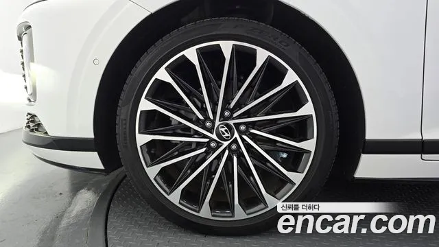 Hyundai Grandeur GN7 — Фото автомобиля 5