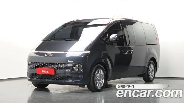 Фотография автомобиля — Hyundai Staria
