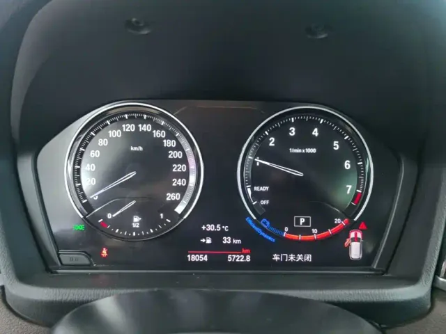 BMW X1 — Фото автомобиля 11
