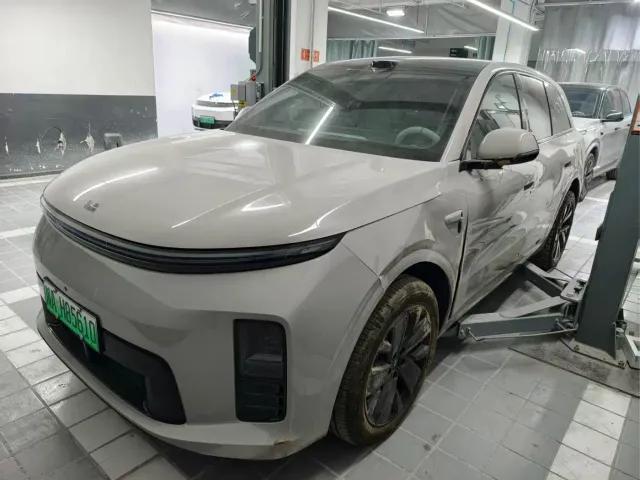 Фотография автомобиля — Li Auto L6