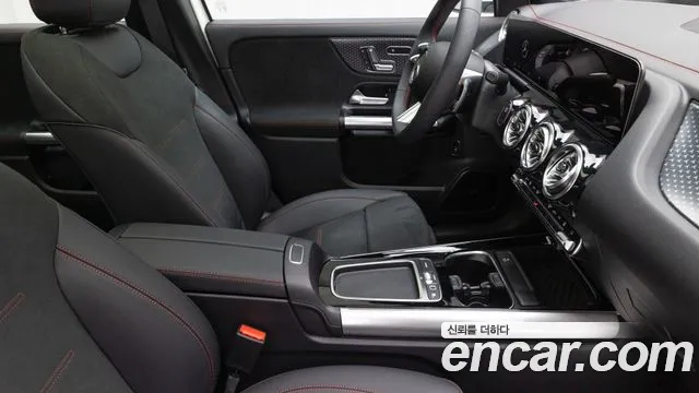 Mercedes-Benz EQA — Фото автомобиля 9