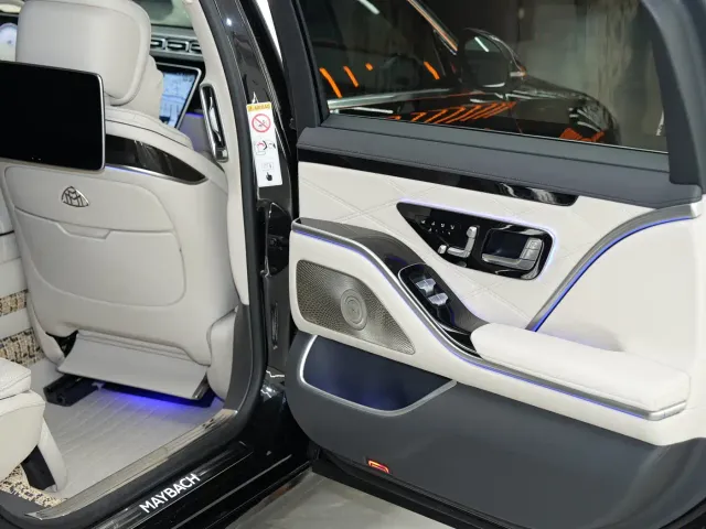 Mercedes-Benz Maybach S-Class — Фото автомобиля 16