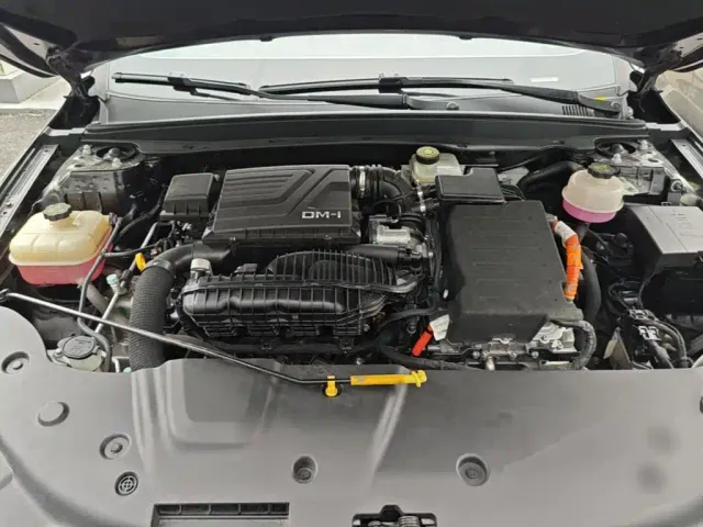 BYD Qin PLUS — Фото автомобиля 19