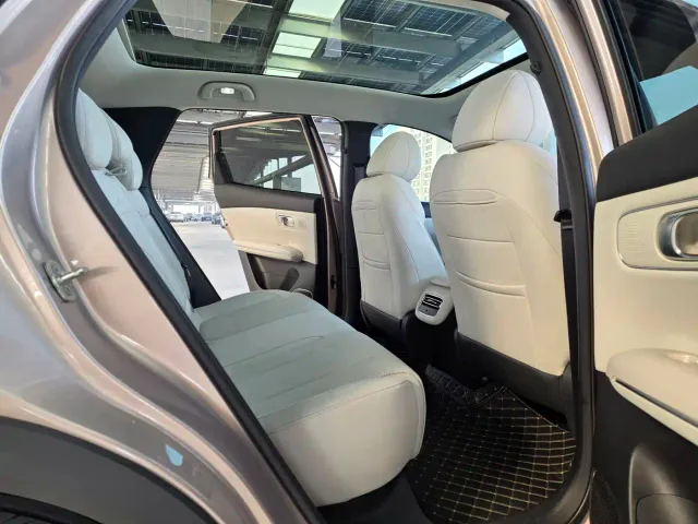 Changan Qiyuan Q05 — Фото автомобиля 10