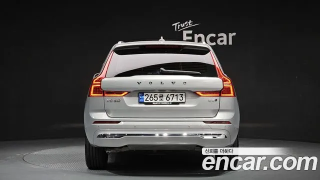 Вольво XC60 — Фото автомобиля 4