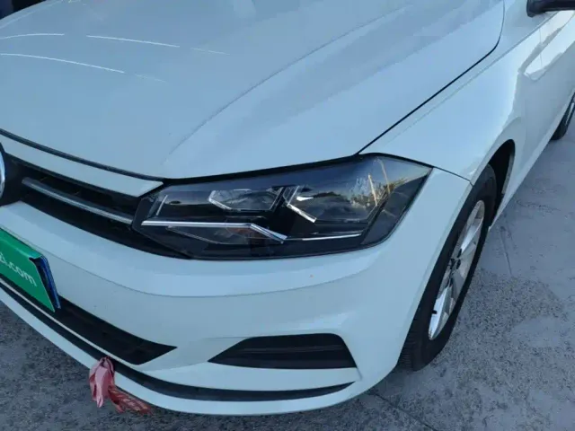 Volkswagen Polo — Фото автомобиля 23