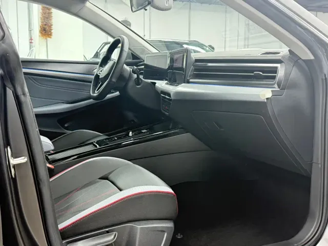 Volkswagen Lamando — Фото автомобиля 18
