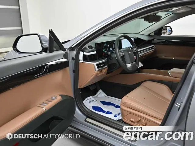 Hyundai Grandeur Grandeur (GN7) 2.5 Бензин 2WD — Фото автомобиля 11