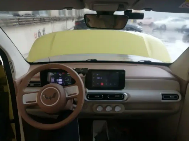 Wuling Hongguang Mini EV — Фото автомобиля 9