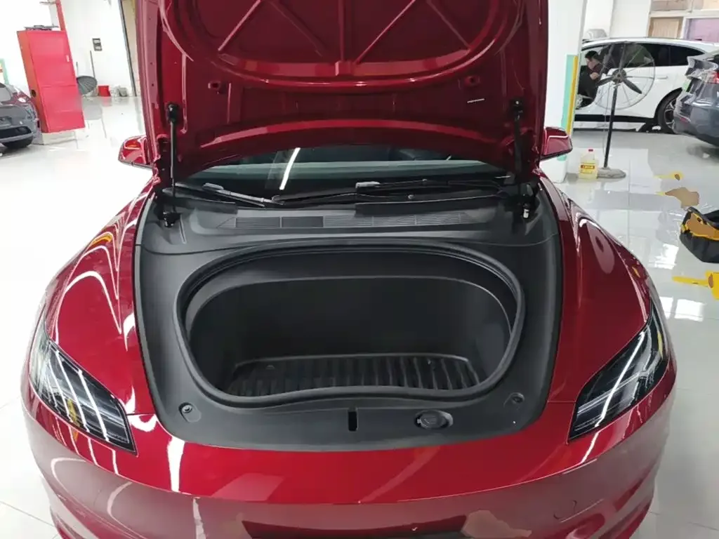 Tesla Model 3 2025 Model Year Facelift Rear-Wheel Drive — Фото автомобиля 19