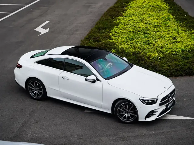 Mercedes-Benz E-Class — Фото автомобиля 15