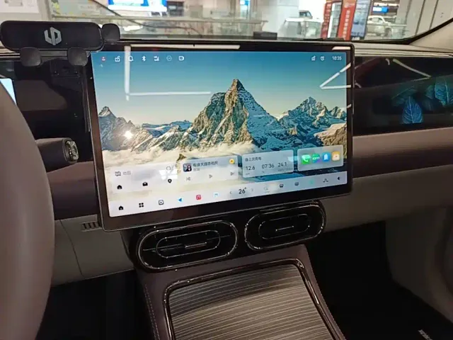 Leapmotor C11 — Фото автомобиля 12