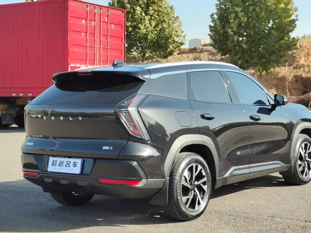 Geely Boyue L — Фото автомобиля 7