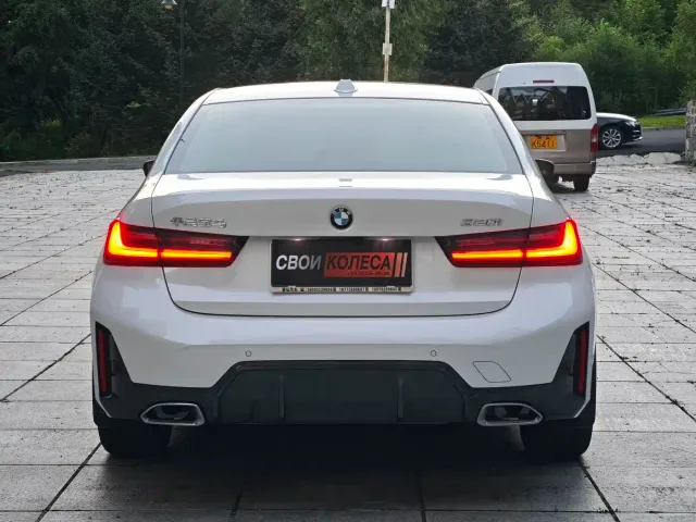BMW 3 Series — Фото автомобиля 5