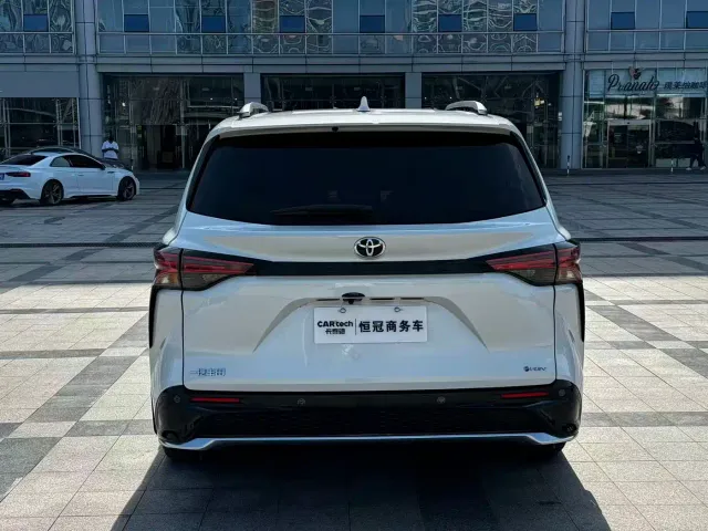 Toyota Granvia — Фото автомобиля 5