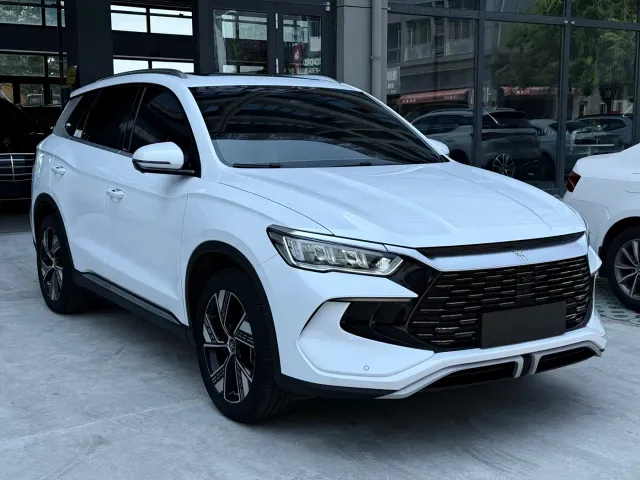 BYD Song Pro — Фото автомобиля 3