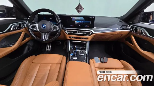 BMW i4 — Фото автомобиля 10
