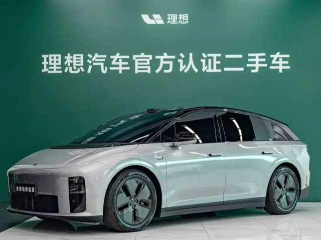 Li Auto Li Auto i6 2025 2WD Base Model — Фото автомобиля 19