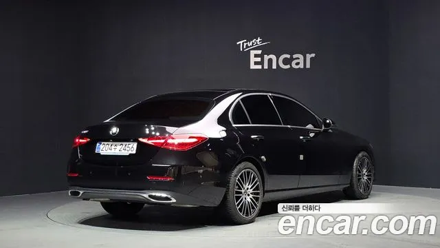 Mercedes-Benz C-Class — Фото автомобиля 2