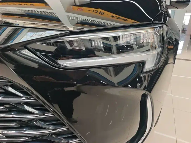 Buick Regal — Фото автомобиля 23