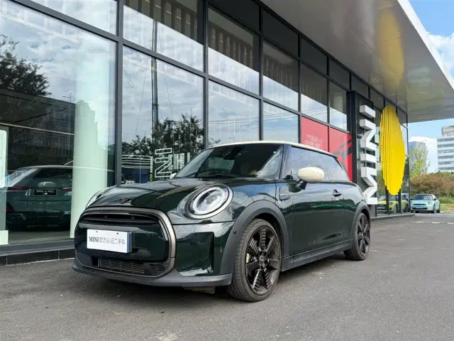 MINI Hatch — Фото автомобиля 10