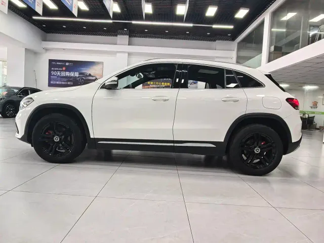 Mercedes-Benz Mercedes-Benz GLA 2023 GLA 200 — Фото автомобиля 20