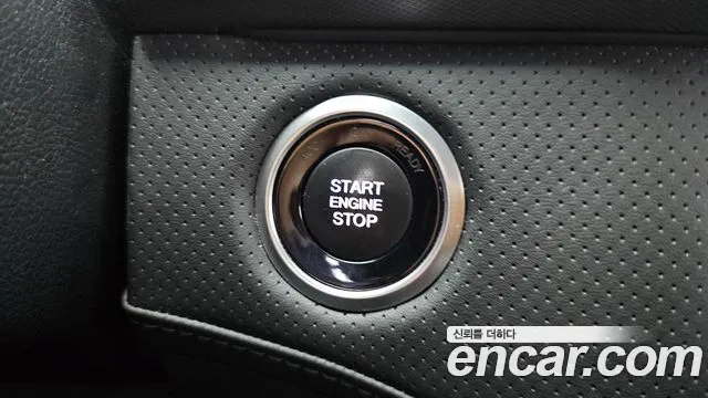 KG_Mobility_Ssangyong Rexton Новый Rexton Sport Khan Дизель 2.2 4WD — Фото автомобиля 16
