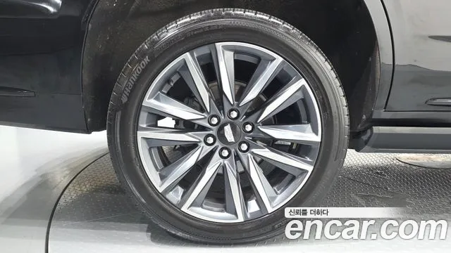 Cadillac Escalade Escalade 5 поколение — Фото автомобиля 20