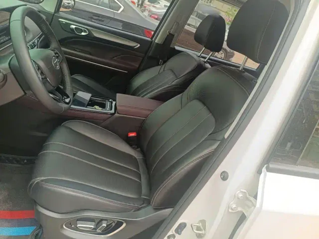 GAC Trumpchi M6 — Фото автомобиля 14