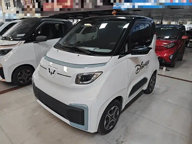 Фотография автомобиля — Wuling NanoEV