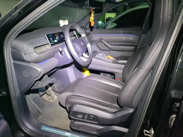 Nio EC6 — Фото автомобиля 3