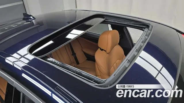 BMW 5-Series — Фото автомобиля 28