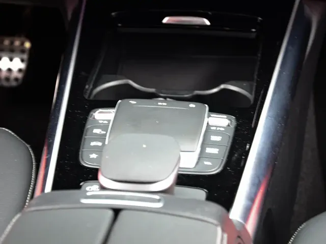 Mercedes-Benz GLA-Class AMG — Фото автомобиля 18