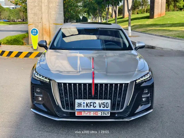 Hongqi H5 — Фото автомобиля 2