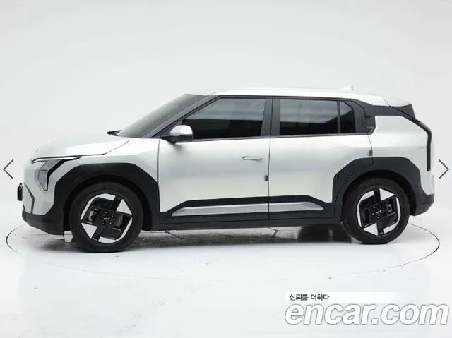Kia EV3 — Фото автомобиля 3